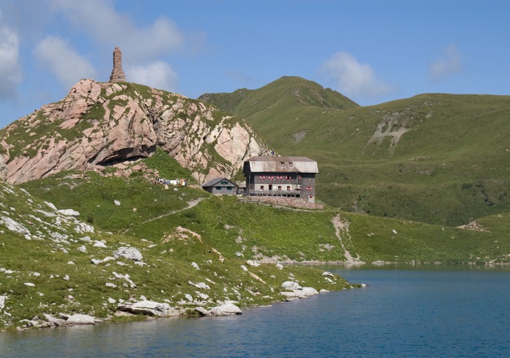 Wolayerseehütte am Karnischen Höhenweg