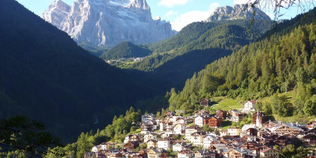 Fornesighe (1012 m), eine der 37 Fraktionen der Gemeinde Val di Zoldo