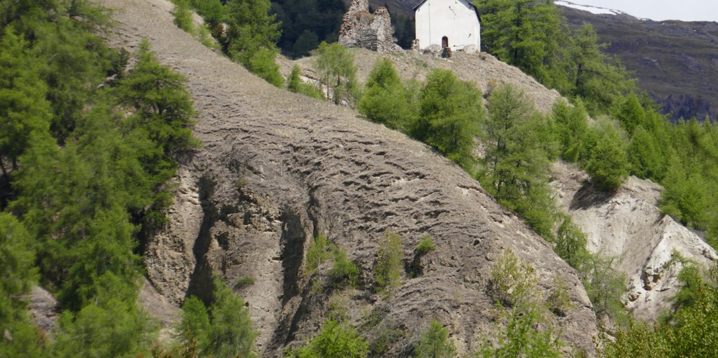 Ruinen Obermatsch im Frühling