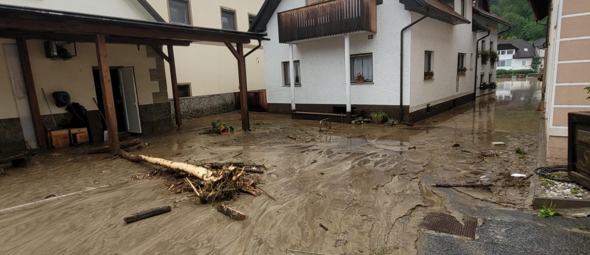 Überschwemmungen im Ortsgebiet von Luče 