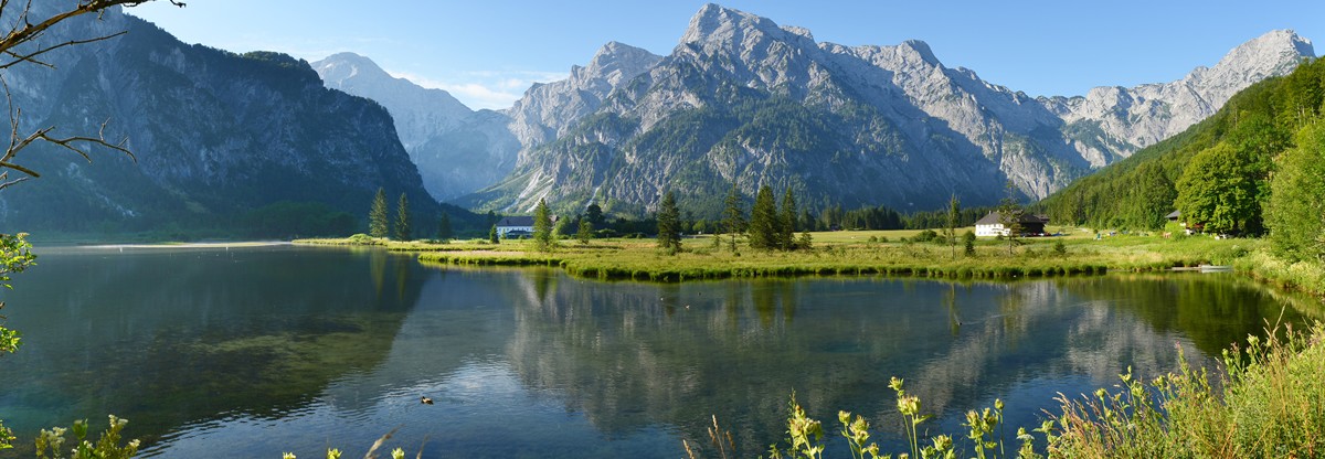 Almsee mit der "Grünauer Sonnenuhr"