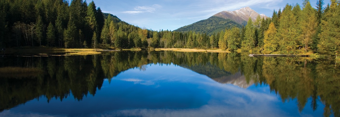 Der Schattensee im Bergsteigerdorf Steirische Krakau