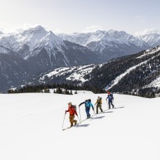 Schneeschuhlaufen im Engadin